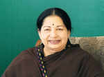 Jayalalithaa suffers cardiac arrest