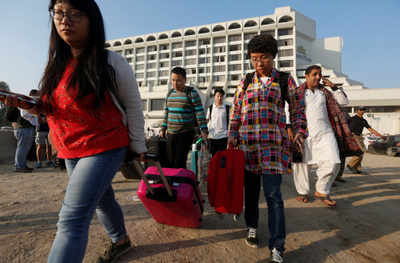 11 dead in Karachi hotel fire: Police