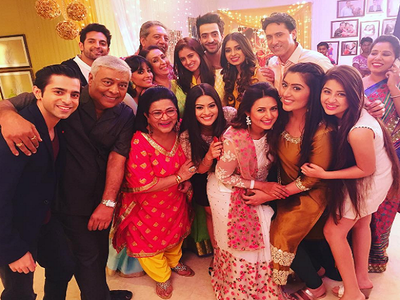 Look who came to meet the cast of Ye Hai Mohabbatein; see pic