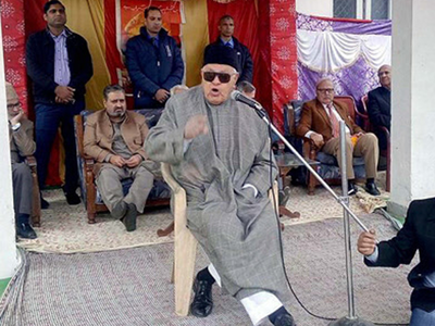 Farooq extends NC’s support to struggle for Kashmir ‘azadi’