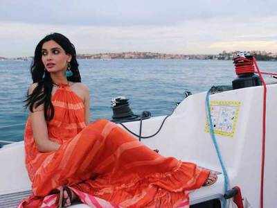Check out Diana Penty's fun pictures from her trip to Australia