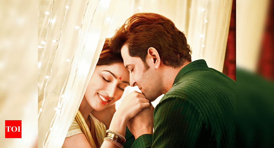 Yami Gautam and Hrithik Roshan get romantic in the title track of ...