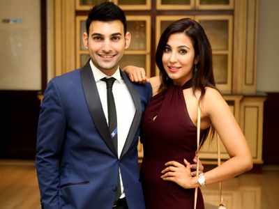Are Behram and Parvatii dating?