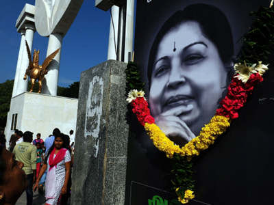 Jayalalitha: Let's go home, I will give you the best tea, Jayalalithaa told  medical staff | Chennai News - Times of India