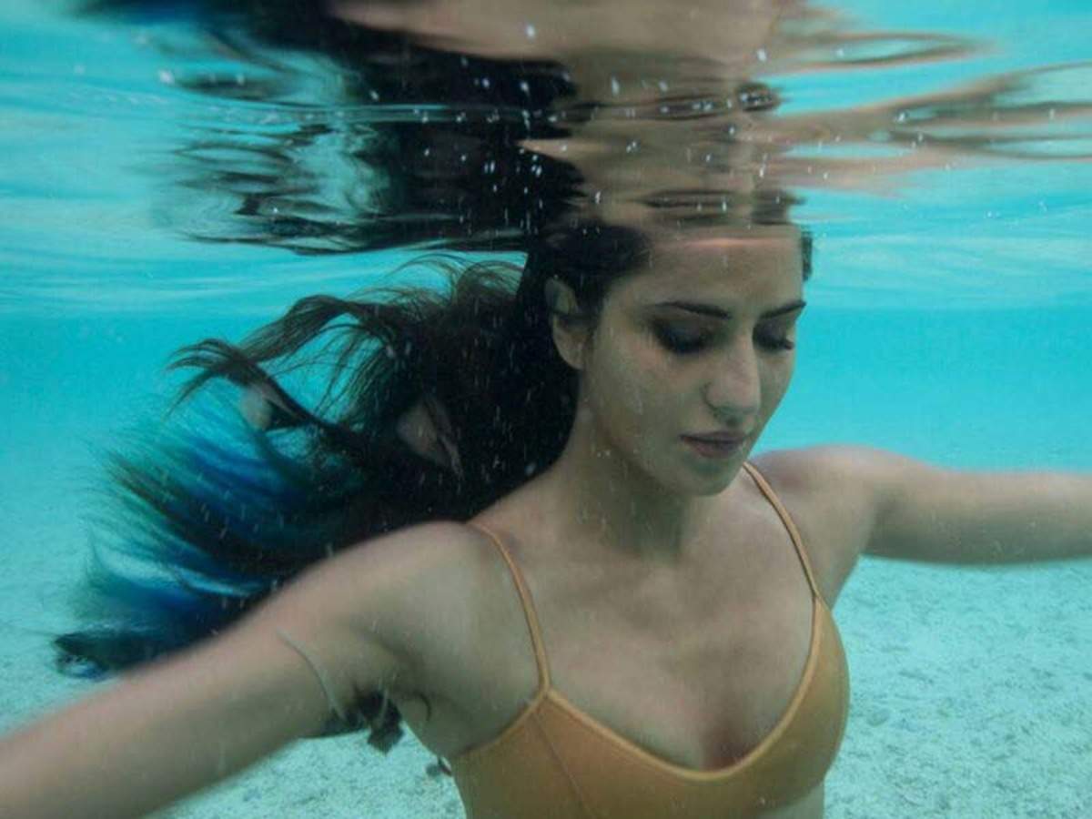 Katrina Kaif looks mesmerising in this underwater picture | Hindi Movie News - Times of India