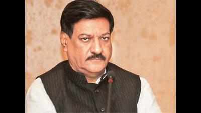 Chavan dares PM to take guarantee that new notes won't be forged