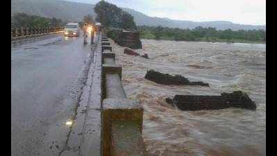 Maharashtra government requires Rs 2500 cr to reconstruct dilapidated bridges