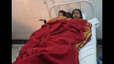 20 girls fall sick after eating hostel food in Hathras