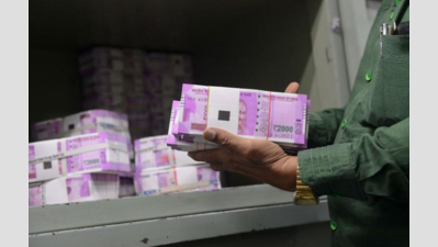 TV actor held with 43 lakh in new notes