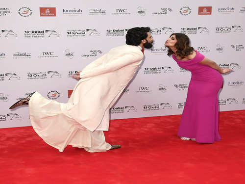 Ranveer Singh's red carpet appearance for Befikre's Dubai premiere