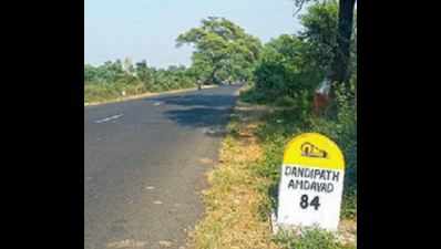 Milestone goof up on Mahatma Gandhi’s historic Dandi route