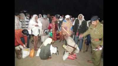 46 pilgrims stranded near Aliya Beyt rescued