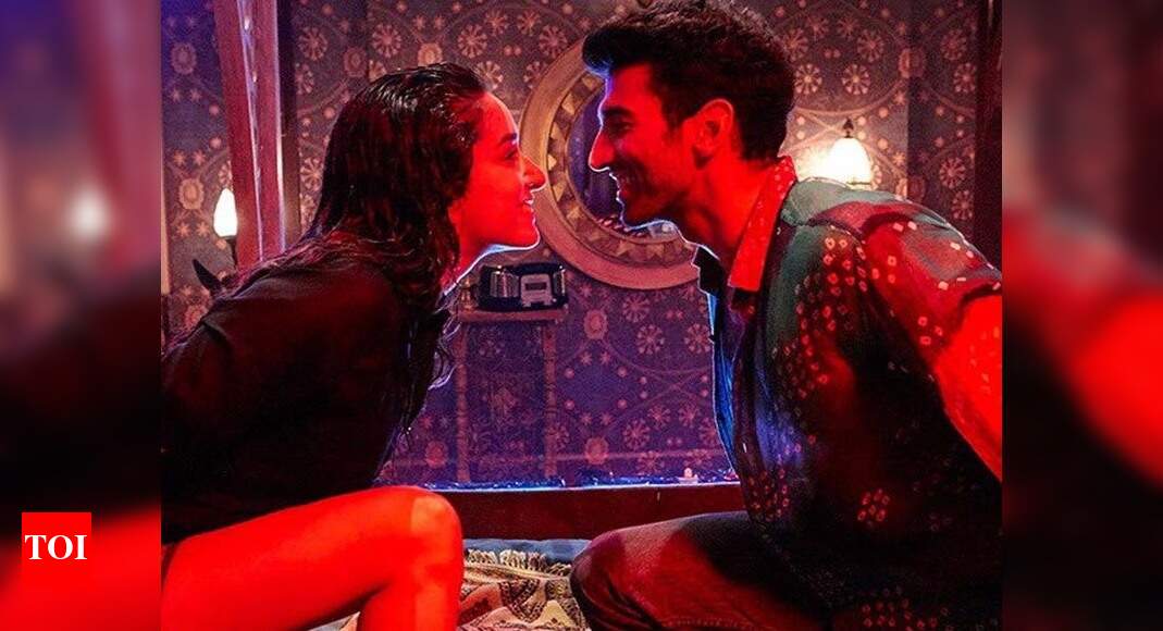 WATCH OK Jaanu's 'Humma Humma' song for Shraddha Kapoor- Aditya Roy ...