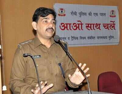 DSP plays mentor for JPSC aspirants | Ranchi News - Times of India