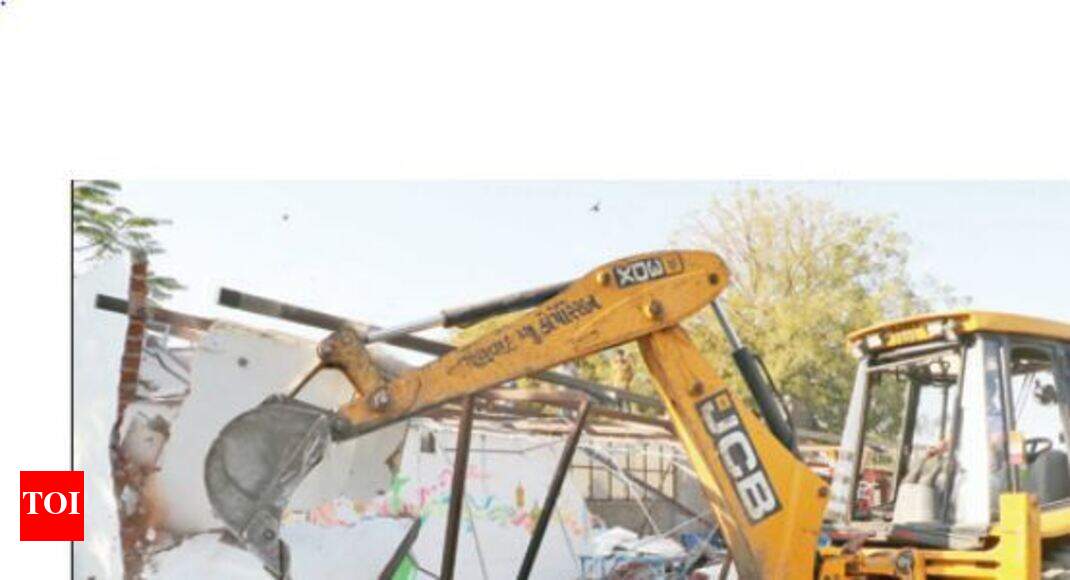 Hookah bar owners Ahmedabad 3year jail awaits hookah bar owners