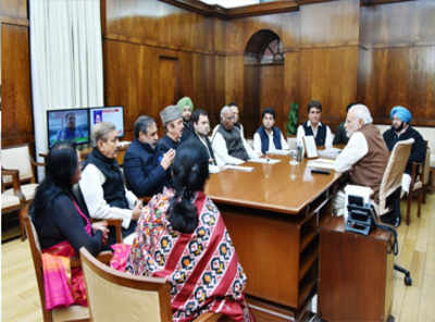 Rahul Gandhi meets PM Modi over farmers' demands