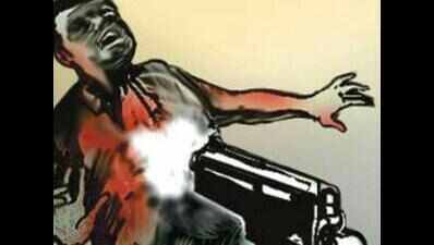 Crime News: Youth shot dead at fuel station over a mere issue of ...