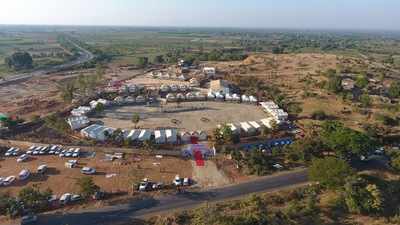 Champaner tent city finds few takers
