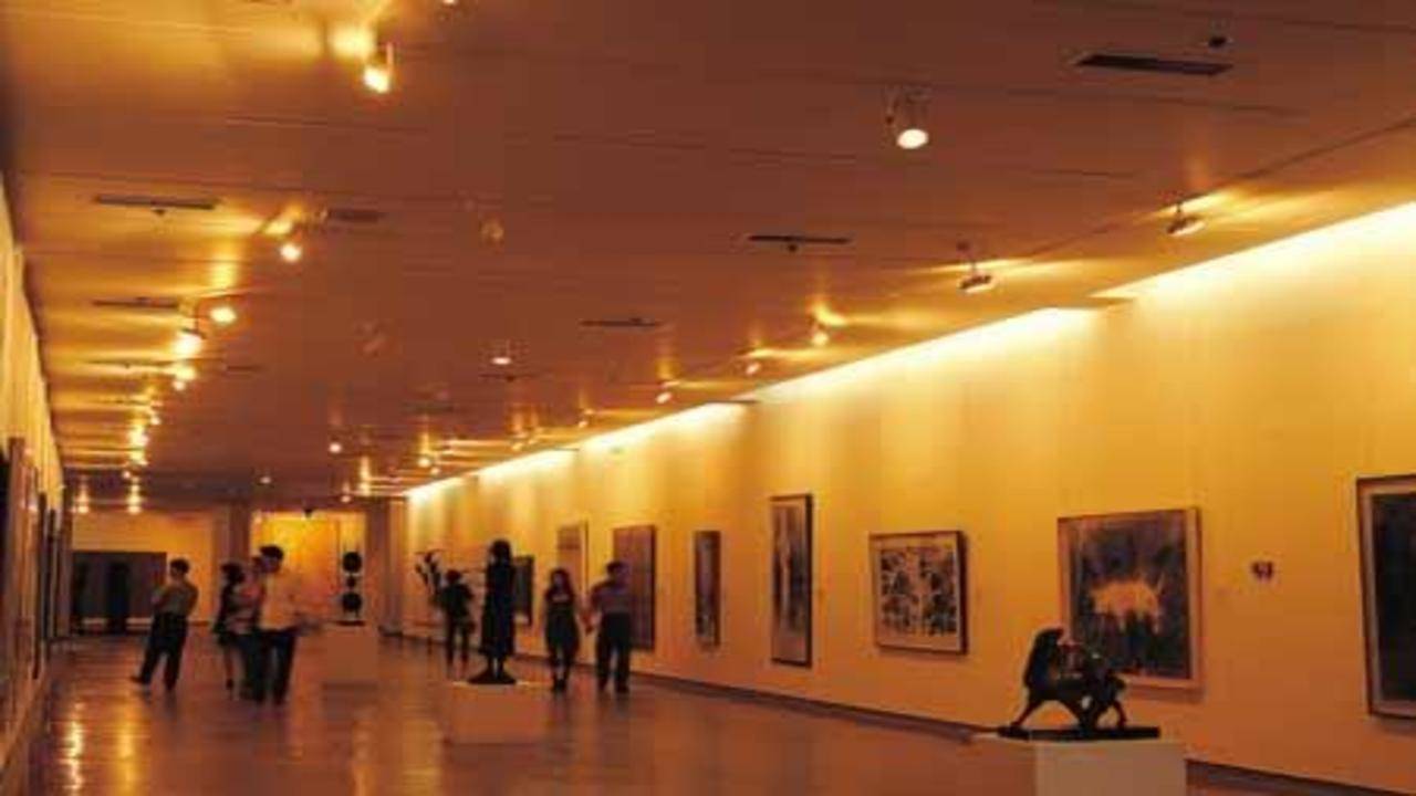  Orientation Gallery