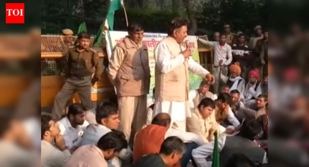 Watch: Farmers stage protest in Noida