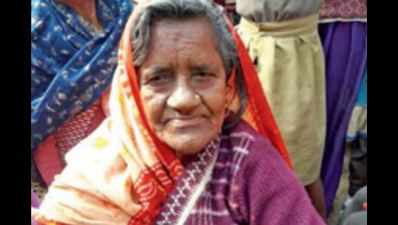 40 years on, UP woman comes back from the dead