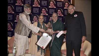 25th Neerja Bhanot Award conferred on Sindhutai Sapkal