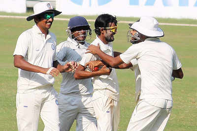 Ranji Trophy: Kishan powers Jharkhand to maiden semis after spinners excel