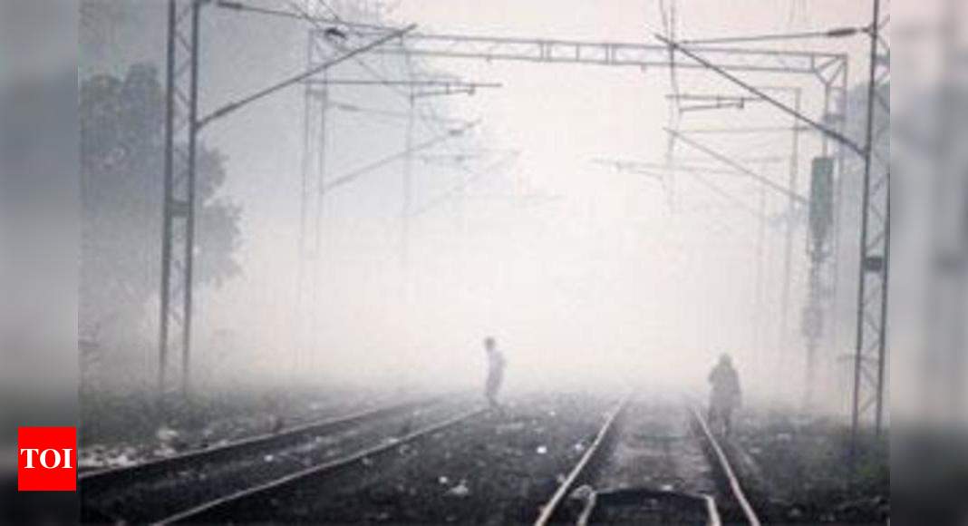 Fog back in Bihar after a week, hits train services | Patna News ...