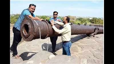 Discoverers worry for the 'world’s longest cannon'