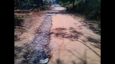 Bad roads in Madikeri make driving a pain
