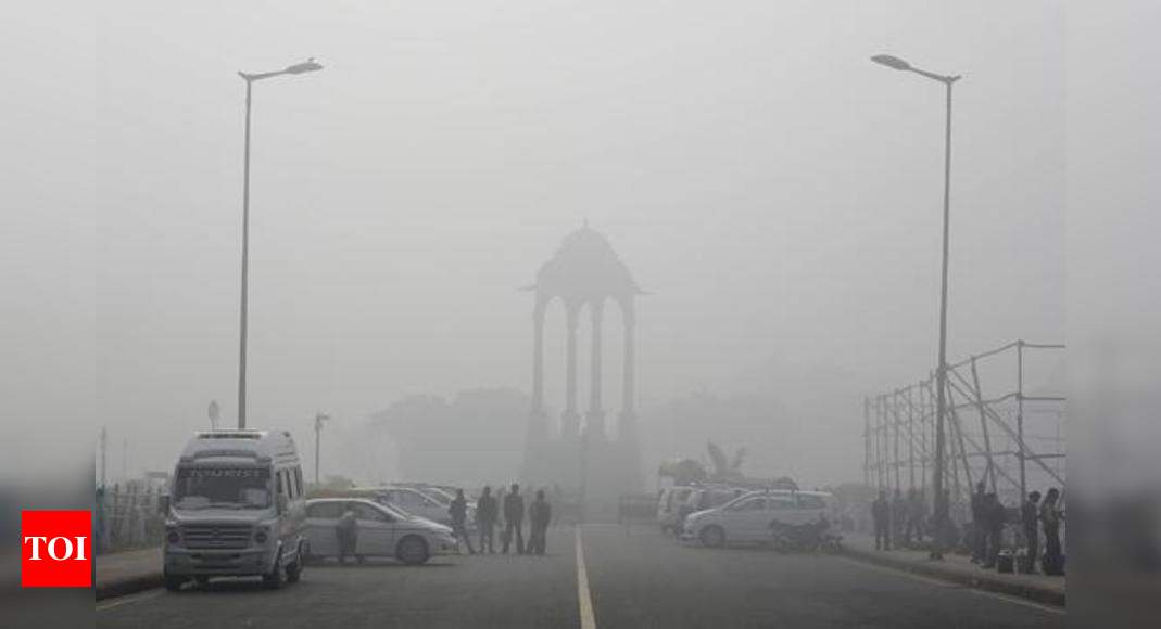 Smog Chokes Air, Leaves It In ‘severe’ Condition | Delhi News - Times ...