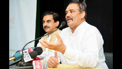 Vijay Sampla launches election campaign