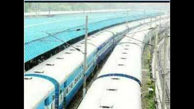 Major derailment: DQ, Intercity to Mumbai cancelled