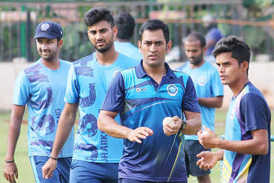 Ranji Trophy semifinals: Dhoni to support Jharkhand in Nagpur