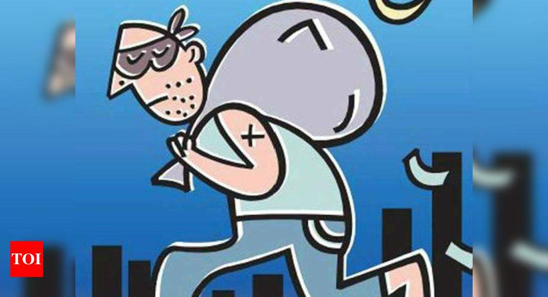 Police arrest robber 'Neeravi' Murugan | Chennai News - Times of India