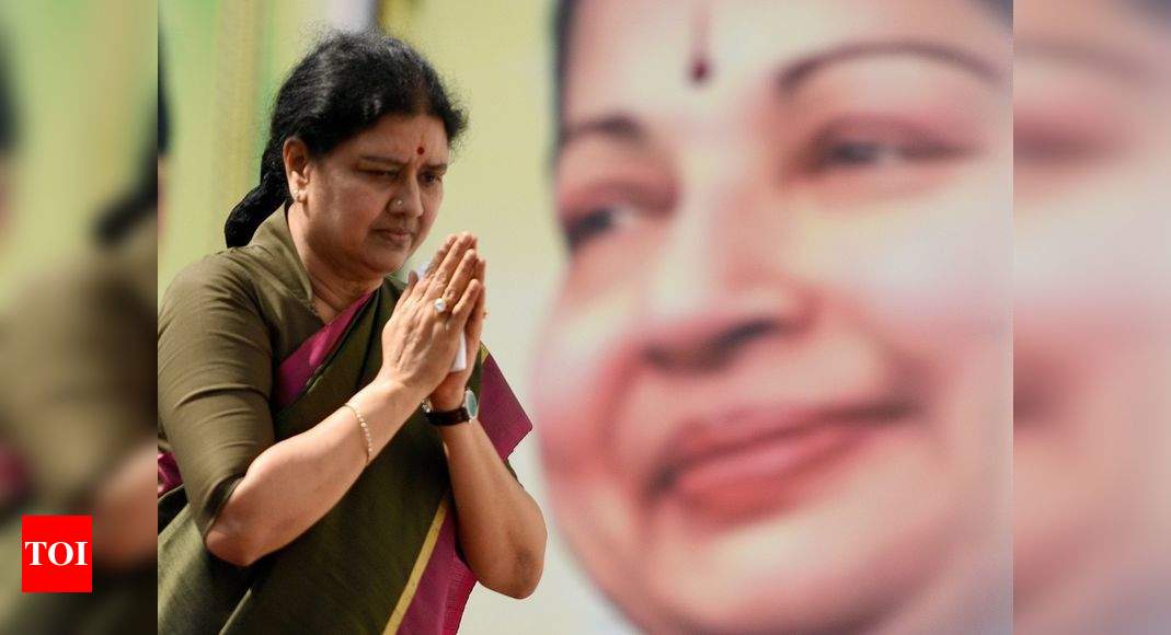 Vk Sasikala,Sasikala: மெரினா சபதத்தை நிறைவேற்றுவாரா சசிகலா? - மௌன விரதமாக  மாறிய பிறந்தநாள்! - sasikala celebrates her birthday today in bengaluru  jail - Samayam Tamil