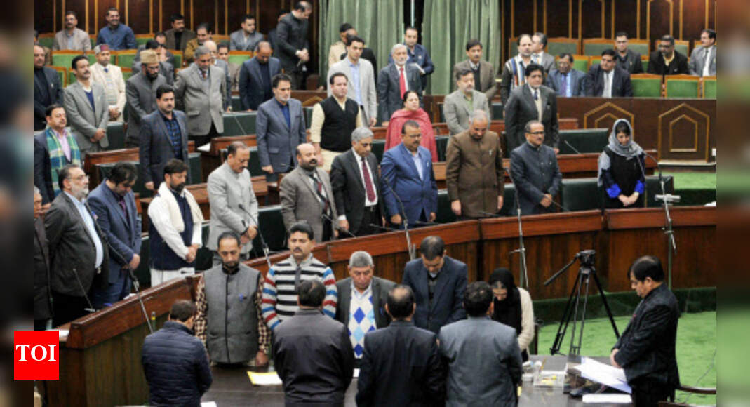 Cong Nc Cong, NC disrupt national anthem in J&K Assembly Jammu News