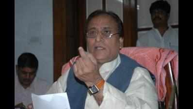 Residents protest arrest of sisters for stealing Rs 800 from Azam Khan’s resort