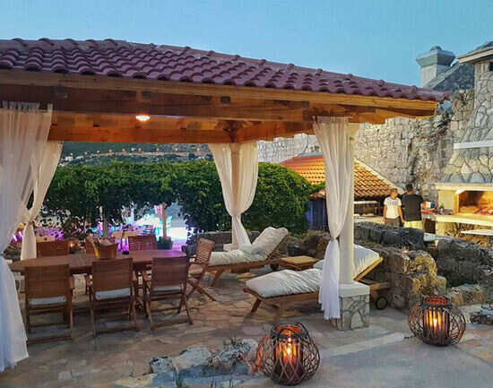 Sunset Lounge