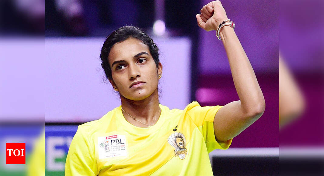 PBL: Sindhu guides Chennai Smashers past Bengaluru Blasters | Badminton News - Times of India