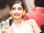 Bollywood Celebrities shine at Masala Awards
