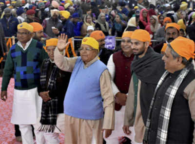 PM Modi praises Nitish over liquor ban in Bihar, Lalu reacts
