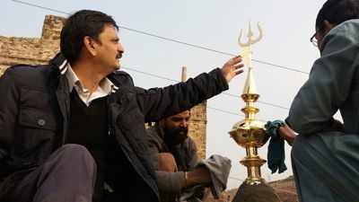 Pakistan government begins installation of shikhar kalash on Hindu temples