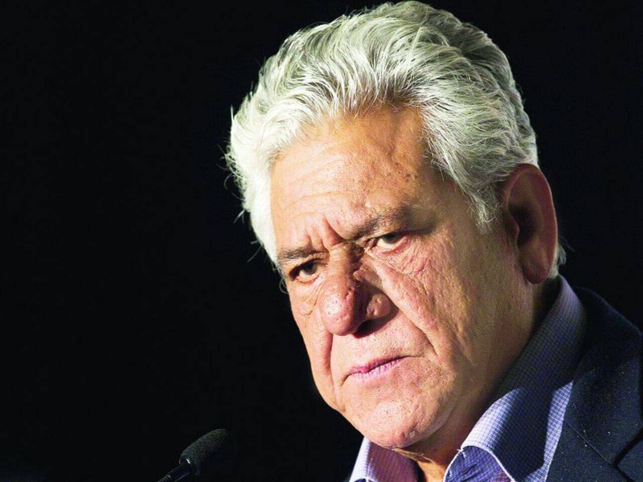 Om Puri Birthday: चाय के कप धोने और कोयला बीनने से लेकर दिग्गज अभिनेता बनने का सफर