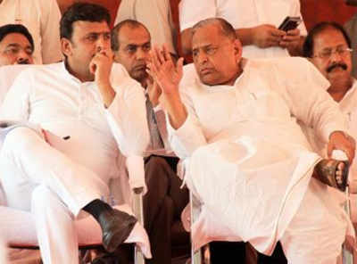 Mulayam says he is still Samajwadi Party president, Akhilesh UP CM