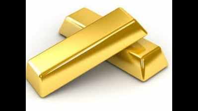 Kozhikode: 3.5 kg gold seized from passenger at Karipur airport