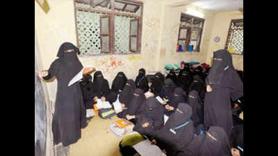 Hyderabad madrassa empowers girls with course on fatwa