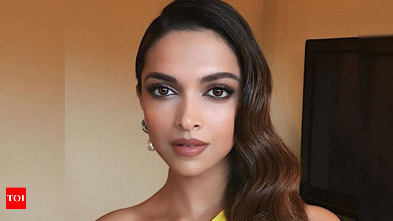 Inside Pics: Deepika Padukone attends Golden Globes after-party | English  Movie News - Times of India