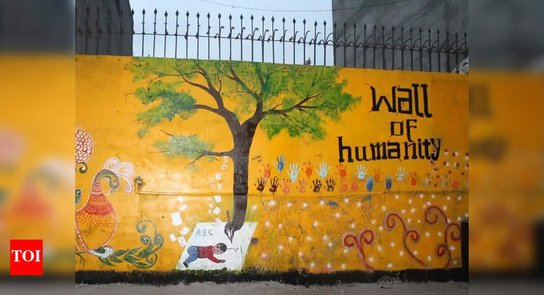 Wall Of Humanity Wall of humanity props up the poor Pune News