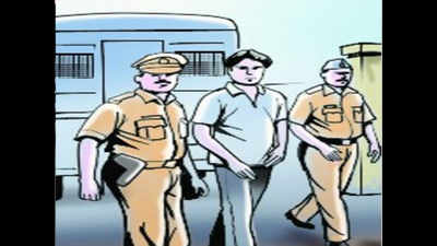 Four held for thrashing cop in Delhi's Vasant Kunj